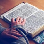  Logotipo do grupo de Dúvidas Bíblicas e Teológicas 